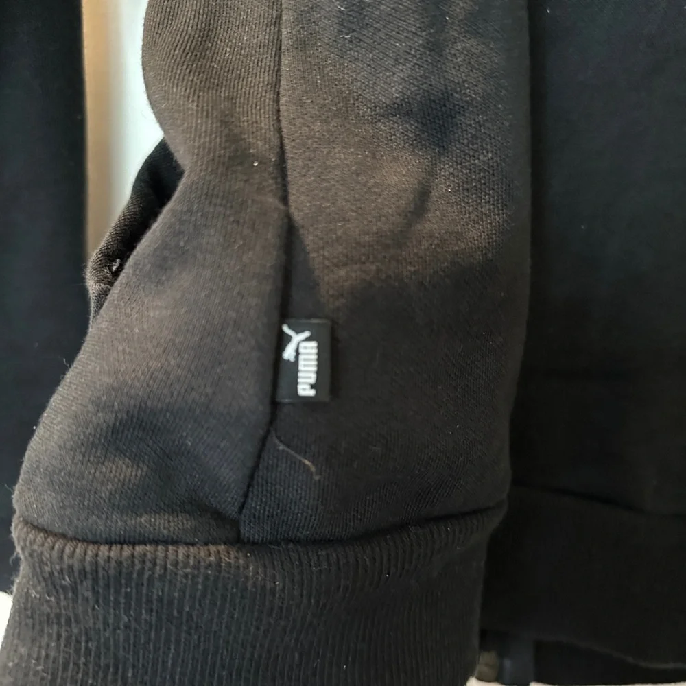 Puma Black Full-Zip Jacket - Picture 7 of 8